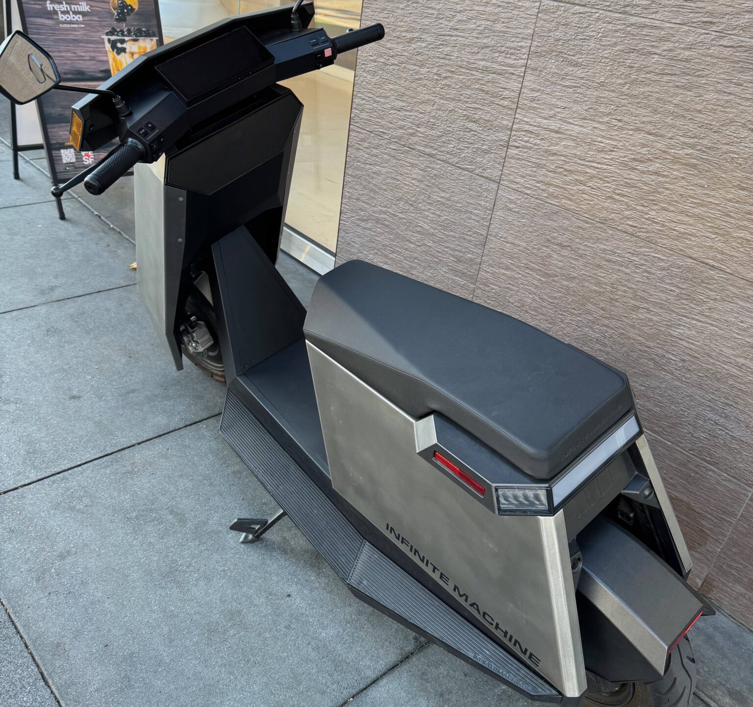 Infinite Machine e-scooter is like the offspring of a Vespa and a Cybertruck