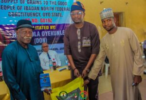 Oyo Reps’ Member, DoN, Distributes Rice to Cushion Economic Hardship in Ibadan North