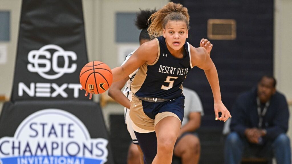 Top-5 recruit Robinson picks Staley’s Gamecocks