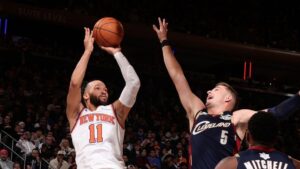 Brunson ejerce de Mesías de los Knicks ante los Cavaliers en la misa navideña del Garden