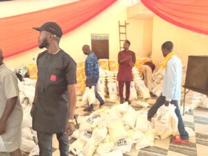 Pro-Tinubu group distributes Christmas food items to Ebonyi residents