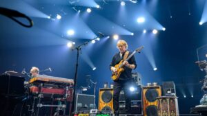 Watch Phish Ring In the New Year by Playing Prince’s ‘Cream’ for the First Time