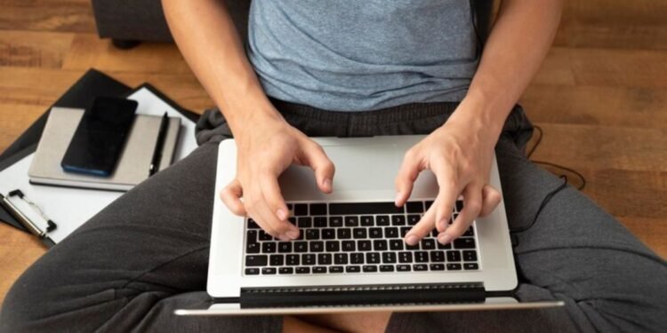 how to restart macbook