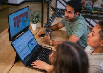 Duex Float Portable Stacked 2nd Monitor for Laptops