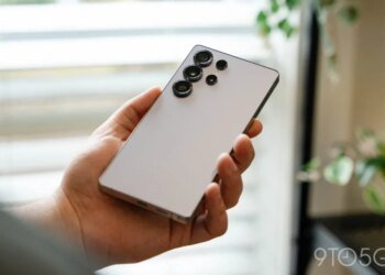 'Premium' phones grow more popular; best-selling phones of 2025