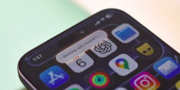 Siri working with ChatGPT on iOS