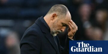 Arsenal run riot at Spurs but Manchester City keep pace | Football Weekly | Football