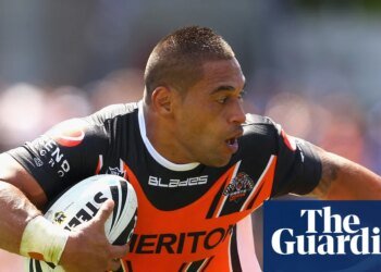 Former NRL star Matt Utai shot in alleged ‘brazen ambush’ outside home in western Sydney | Sydney