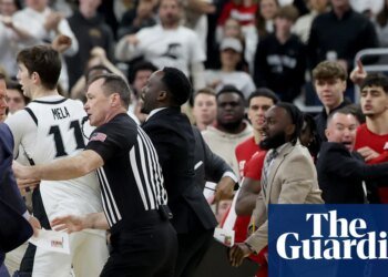 Six ejected after fight forces 20-minute delay in St John’s-Providence game | College basketball
