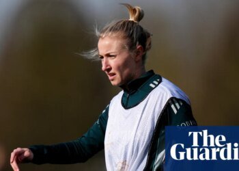 Williamson back for World Cup qualifiers as Wiegman denies contract is ‘distraction’ | England women's football team