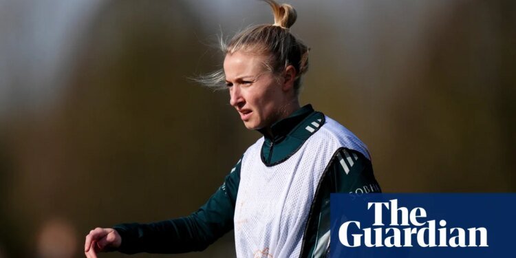 Williamson back for World Cup qualifiers as Wiegman denies contract is ‘distraction’ | England women's football team