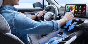 Mini Wireless CarPlay/Android Auto Adapter