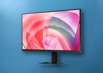 Samsung ViewFinity S70D monitor promo