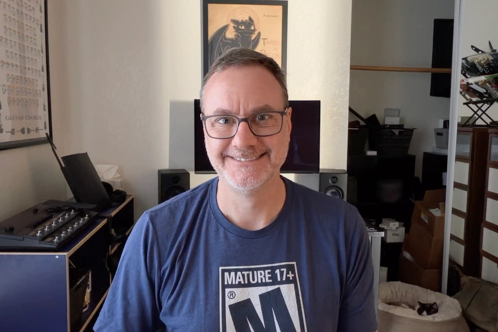 Studio Display XDR low light