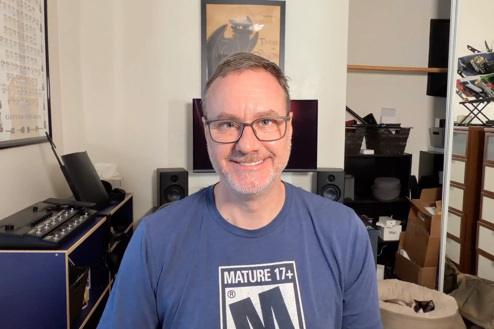 Studio Display XDR camera key light