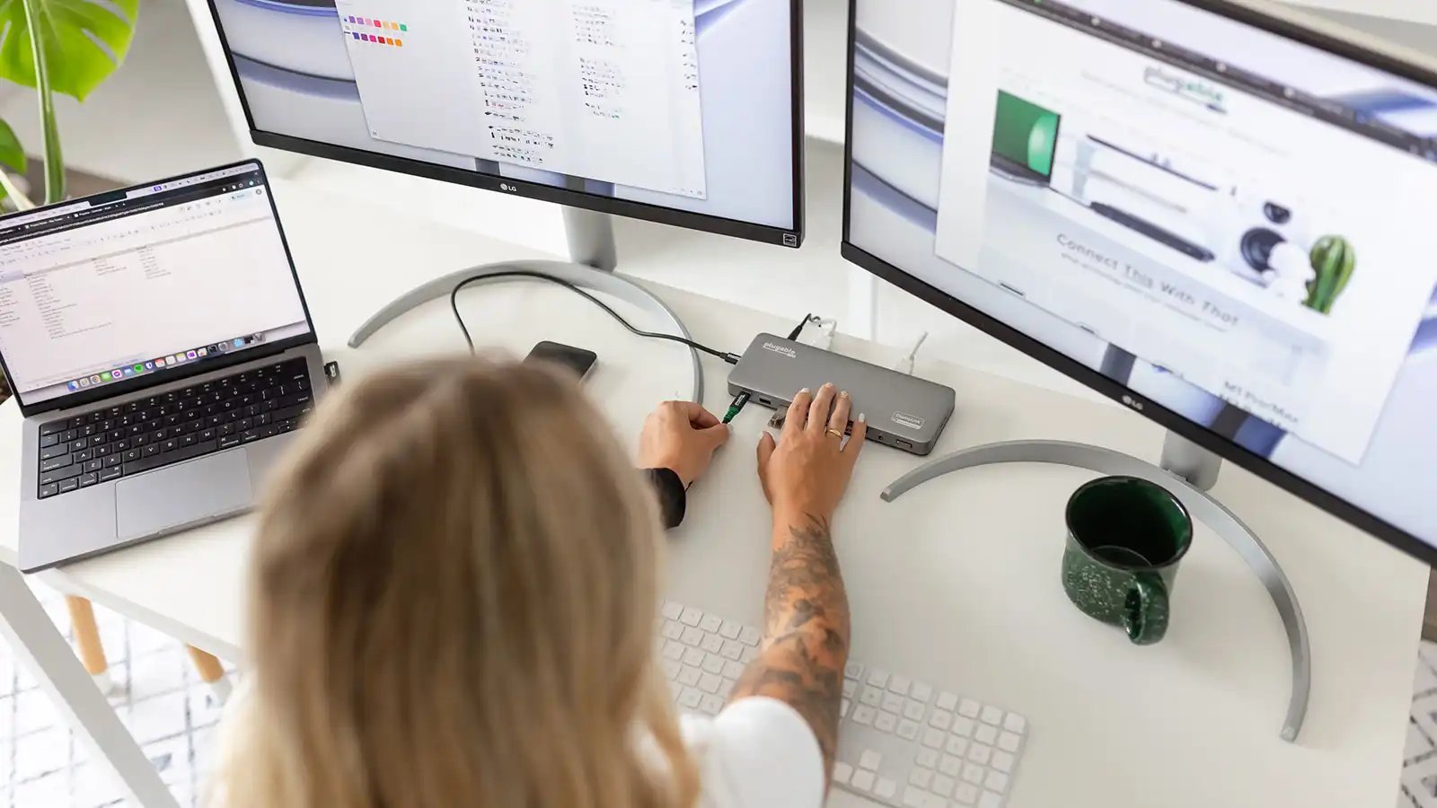 Plugable USB-C Dual 4K Display Docking Station (UD-6950PDH) – two 4K displays at 60Hz