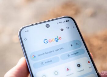Chrome on Android tablets, foldables rolling out bookmarks bar