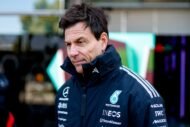 Toto Wolff redirige les critiques de Verstappen sur la RB22 : « Max vit vraiment un cauchemar »