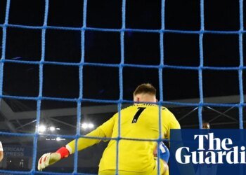 Arsenal go seven points clear with Bukayo Saka on target in tough Brighton win | Premier League