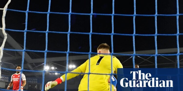 Arsenal go seven points clear with Bukayo Saka on target in tough Brighton win | Premier League