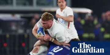 England recall Ollie Chessum but keep faith with misfiring backline for France | Six Nations 2026