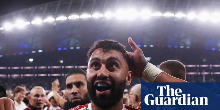 Fans storm field as South Sydney veteran Alex Johnston breaks NRL try-scoring record | South Sydney Rabbitohs