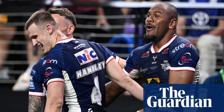 Leeds’ Maika Sivo stars in demolition of Hull KR in Las Vegas | Leeds Rhinos