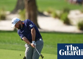 Lowly Li snaps back at fans as Lowry endures another difficult day | Golf