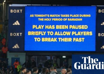 Pep Guardiola condemns fans who booed as Muslim players broke Ramadan fast at Leeds | Leeds United