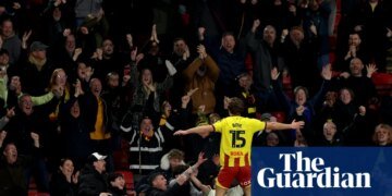 Watford rekindle playoff hopes with win to dent Wrexham promotion push | Championship