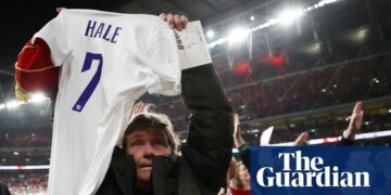 ‘Our first No 7’: Lynda Hale, pioneer who scored in England’s first women’s match, dies | England women's football team